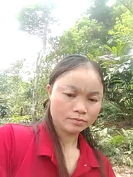 Tieuvy122 online show from April 23, 4:42 am