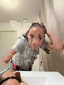 Lolaa92i online show from April 23, 12:51 pm