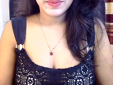 Noor Zarin online show from May 4, 2:26 am