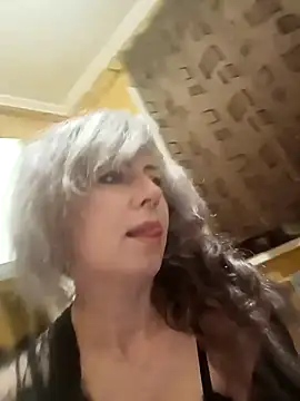 TaynaSecret online show from May 14, 9:42 pm