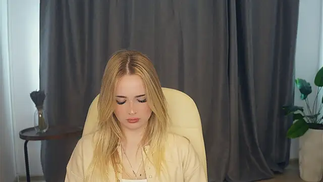 StephenHurban online show from April 3, 12:25 pm