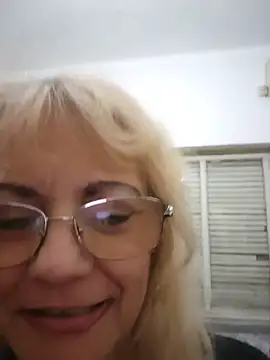 MatureElegantWidow online show from May 16, 1:41 am