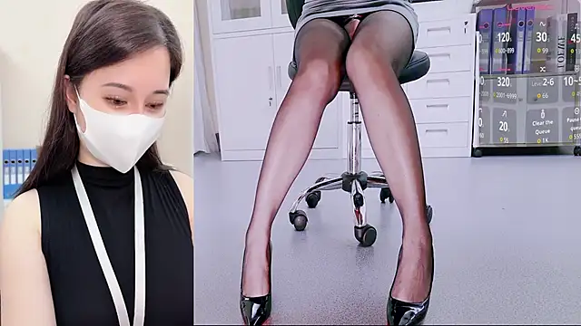 -Sophia-99 online show from May 22, 1:47 am