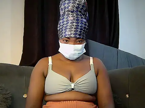 JoanBright  online show from April 21, 6:20 am