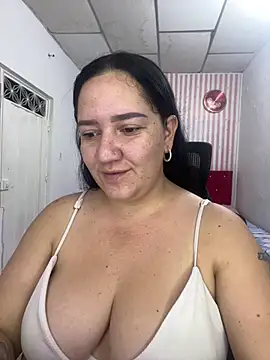 Fresita-12 online show from May 5, 6:16 am