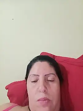 suziferreti online show from May 17, 4:11 am