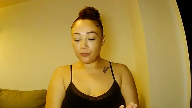 Theone T online show from July 12, 1:23 pm