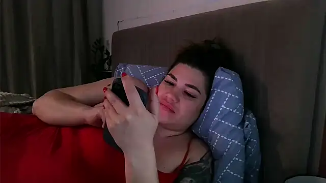 miss preggie online show from May 8, 7:38 pm