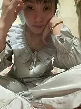   Mochi squirt   online show from April 23, 1:24 pm