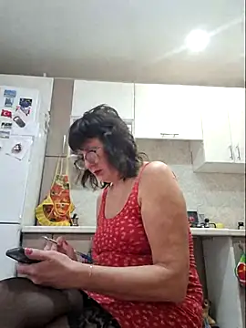 LaliaMia online show from October 29, 5:45 am