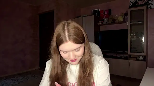 DorotaMeowtTo online show from April 7, 1:02 pm