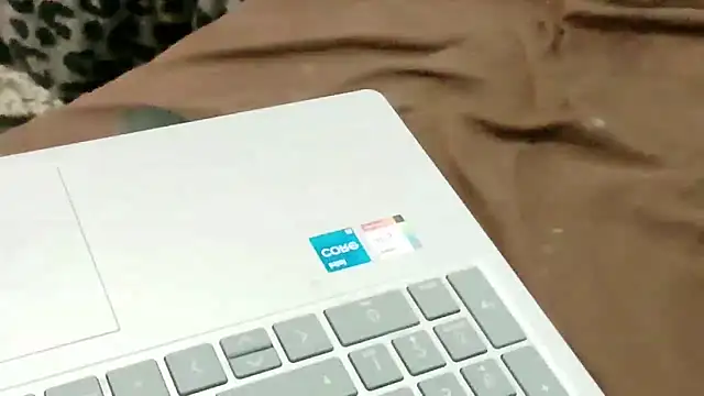 MojaditPussy online show from July 24, 6:55 am