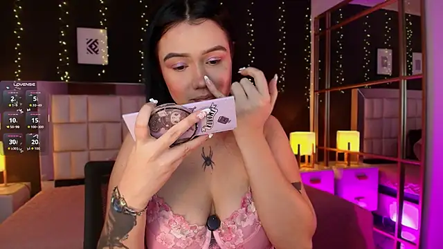 aria bloomer online show from May 23, 12:47 pm