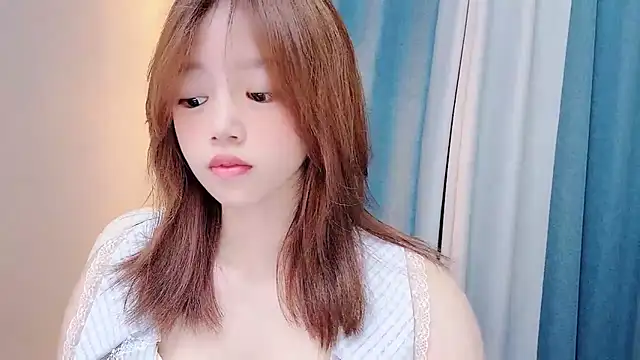 Lilababy00 online show from July 7, 4:37 am