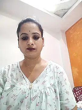 Bebo QueeN online show from April 28, 3:49 pm