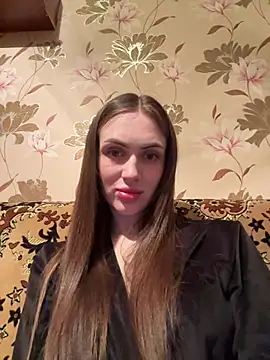 AlinaLove3213 online show from April 22, 7:00 pm