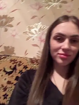 AlinaLove3213 online show from May 1, 6:55 pm