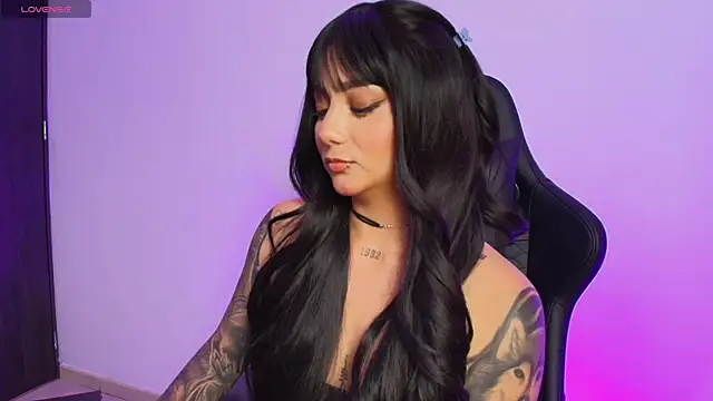 Megan jacksonn  online show from April 18, 2:25 am