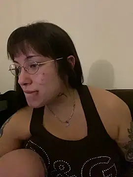 cherryxxox online show from June 9, 4:01 am