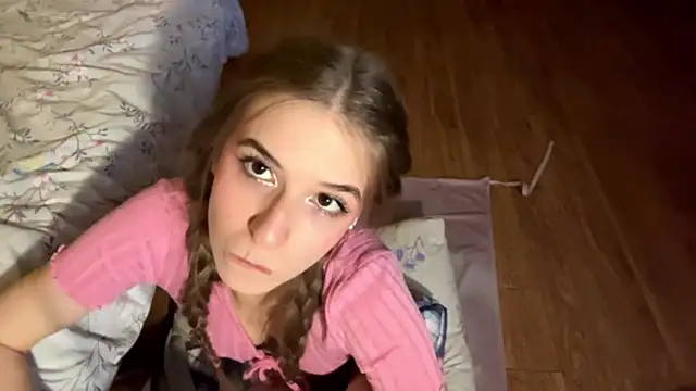 BambiBlush online show from May 5, 2:09 pm