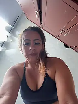 Natigoonzalez online show from April 20, 1:14 pm