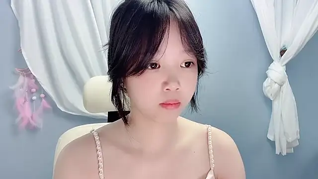 Xiaoqing00 online show from June 23, 5:05 am