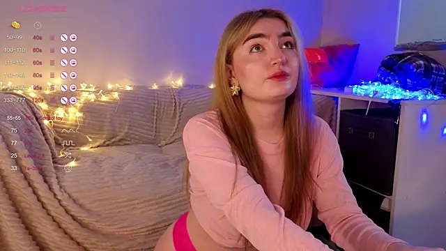 sweetandcuteee online show from April 19, 10:59 am