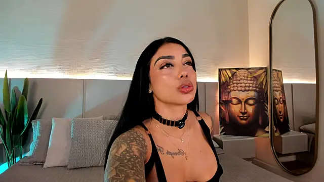 Victoria benedetti  online show from May 6, 5:28 pm