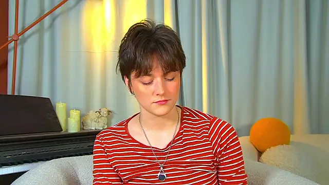 RitaRoses online show from May 21, 6:39 pm