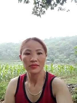  Lyly pussy  online show from April 20, 10:46 pm