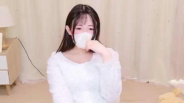 Satomi nn online show from May 17, 12:32 am