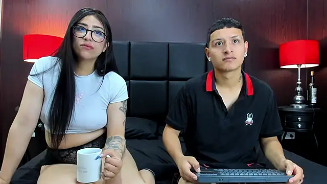 TomAndGia online show from May 5, 12:19 pm