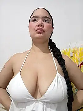 TrixieRosse online show from April 17, 10:28 am