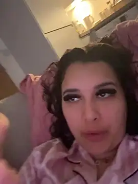 Miavelvetxoxo online show from April 27, 7:33 pm