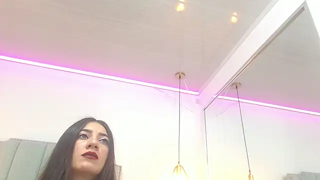MoonBlue95 online show from May 11, 10:29 pm