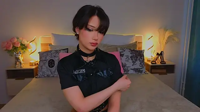 BrianaSteels online show from April 22, 11:18 am