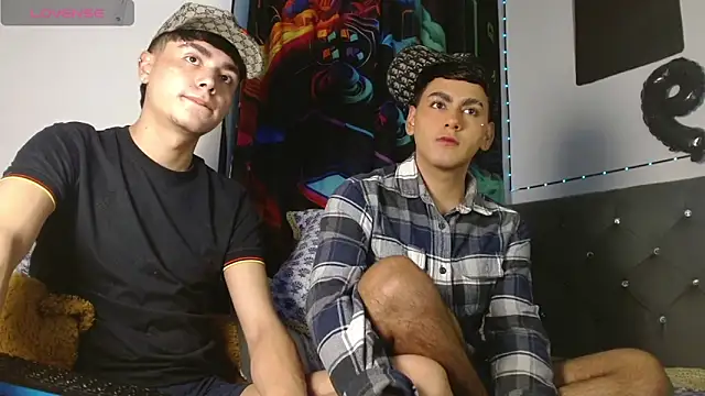 Noah  hot18 online show from April 21, 5:03 am