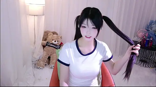 Zoe-001 online show from June 12, 2:36 pm