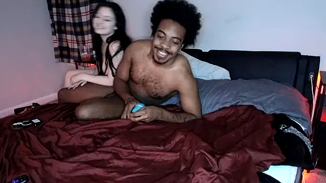 hisgothslvt online show from April 22, 2:52 am