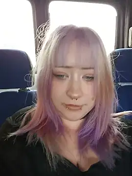 plumpy girl online show from May 17, 1:21 pm