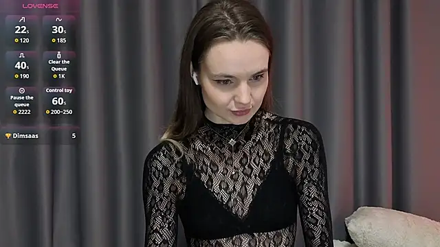 Lovelisse online show from April 20, 8:12 pm