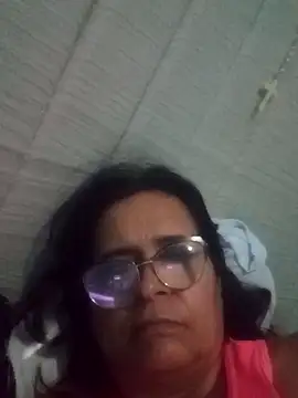 PienCanela online show from April 25, 9:01 pm