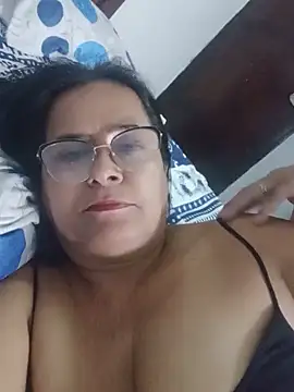 PienCanela online show from June 12, 11:51 am