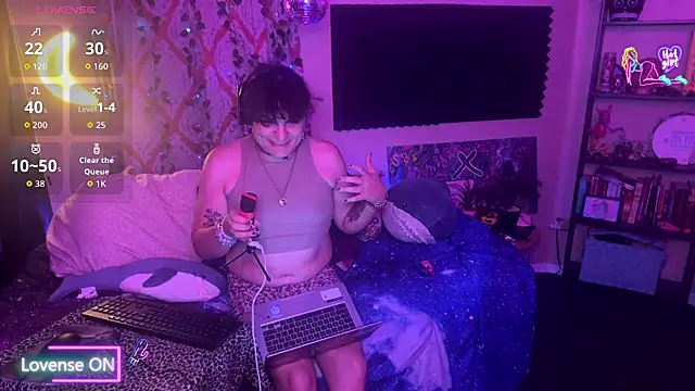 lobotomyprincess online show from April 24, 4:26 am