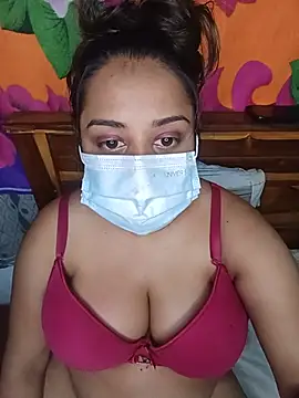 Suger Lips 99 online show from May 17, 6:51 pm