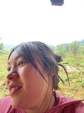 daisy-yeu online show from April 28, 5:11 am