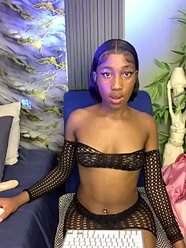 Petite BUNNYWORXXX online show from April 18, 10:09 pm