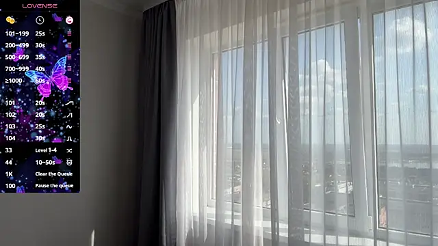 SavageSigh online show from April 17, 12:29 pm