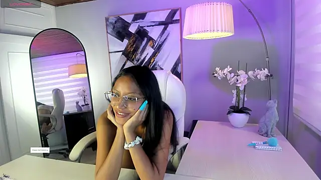 miel ambar online show from May 12, 4:13 pm