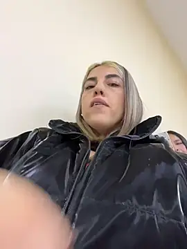 Aphril Iris online show from April 21, 11:23 pm